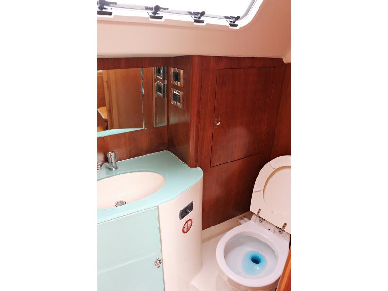 Book yachts online - sailboat - EMINENCE 40 BT - WHITE DREAMS - rent