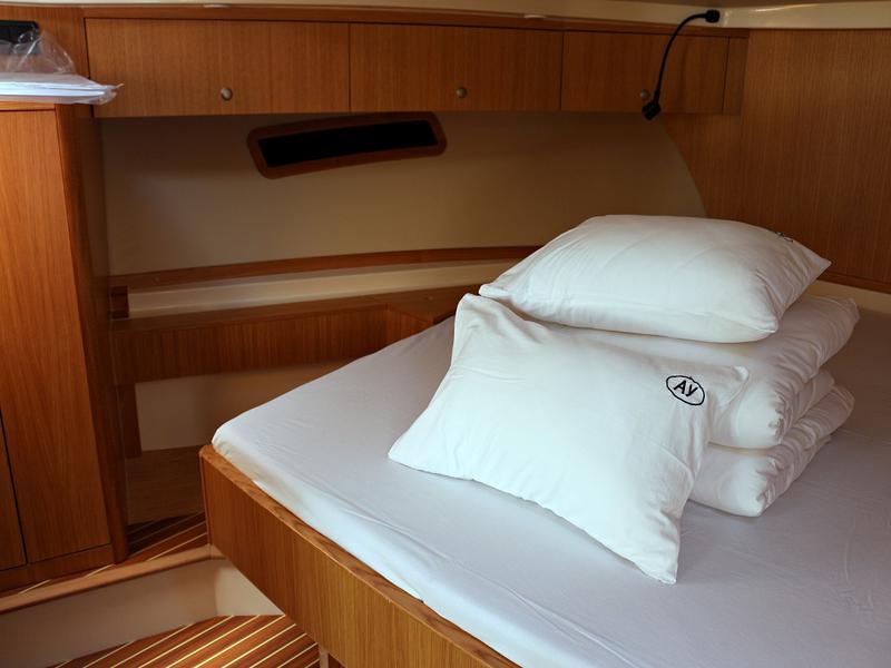 Book yachts online - motorboat - ADRIANA 44 BT (18) - ANAIS - rent