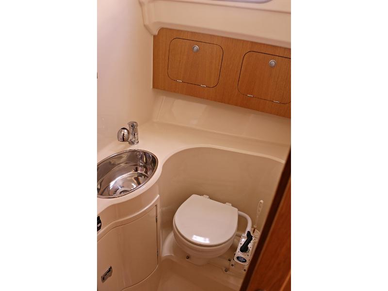 Book yachts online - motorboat - ADRIA 1002V  BT (12) - LAVSA - rent