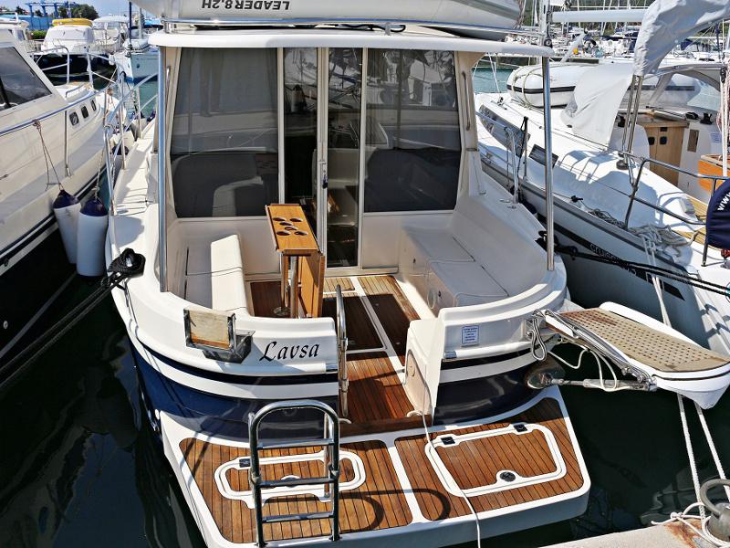 Book yachts online - motorboat - ADRIA 1002V  BT (12) - LAVSA - rent