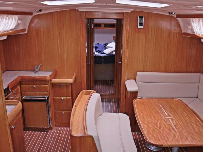 Book yachts online - sailboat - BAVARIA C 46 BT (05) - MAESTRAL - rent
