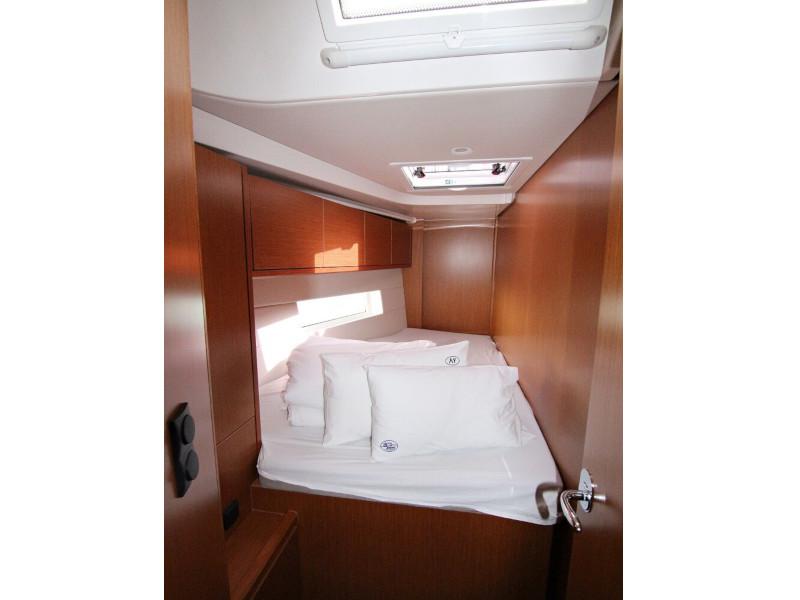 Book yachts online - sailboat - BAVARIA C 45 BT (19) - TWIGGY - rent