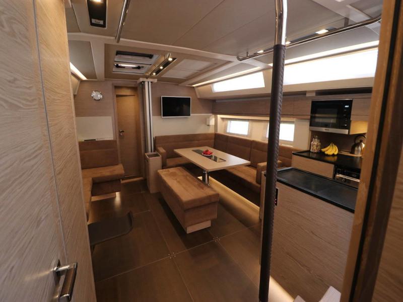 Book yachts online - sailboat - Hanse 548 - MILA FELICE - rent