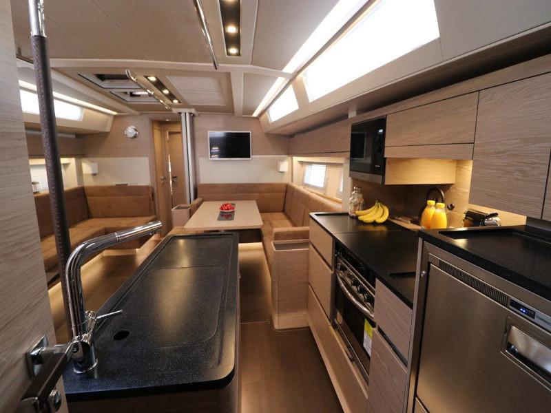 Book yachts online - sailboat - Hanse 548 - MILA FELICE - rent