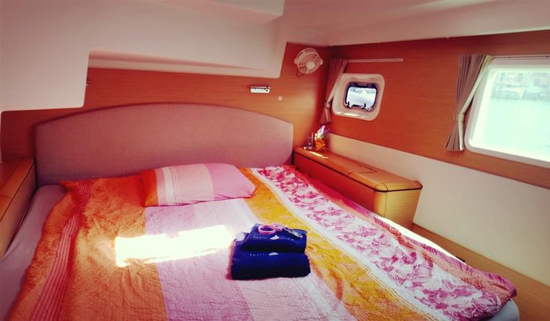 Book yachts online - catamaran - Lagoon 500 - Parana II - rent