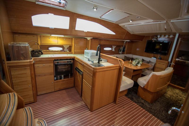 Book yachts online - sailboat - Bavaria 50 Vision - Saint Anna - rent