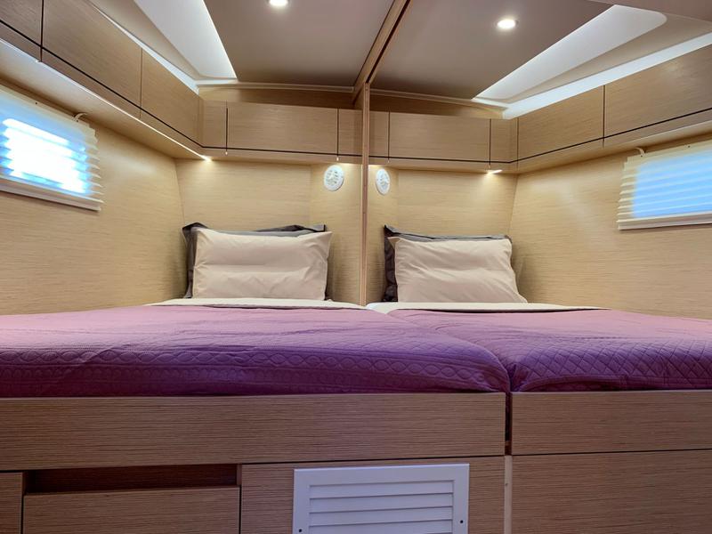 Book yachts online - sailboat - Hanse 508 - ARTEMIS - rent