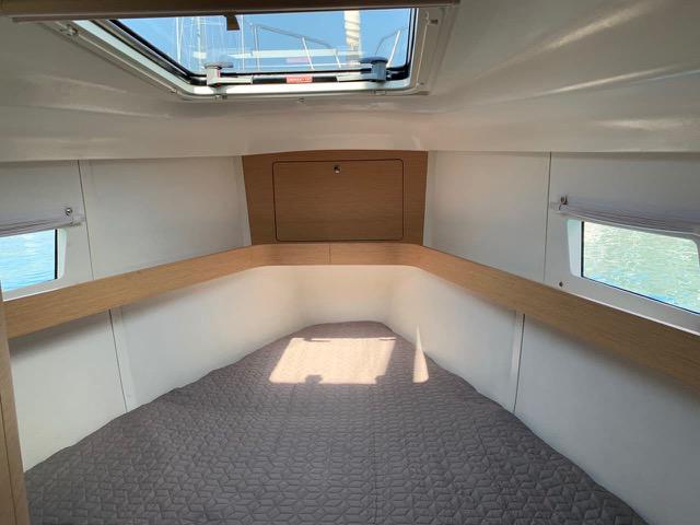 Book yachts online - sailboat - Elan 45 Impression - Skyfall - rent