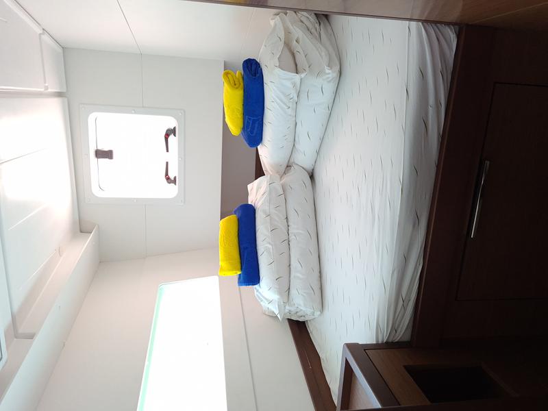 Book yachts online - catamaran - Lagoon 40 - SAILING POINT - rent