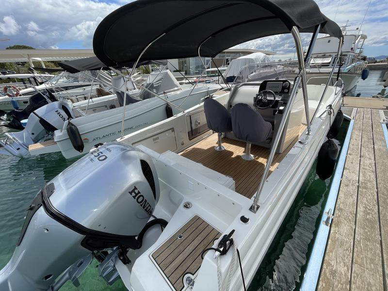 Book yachts online - motorboat - Atlantic 750 - Atlantic 750 II - rent