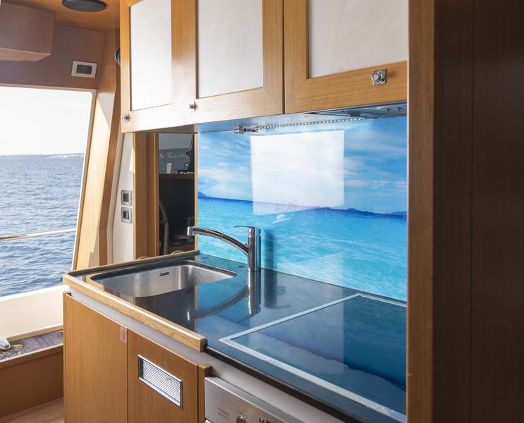 Book yachts online - motorboat - Ferretti 780 - Tesoro - rent