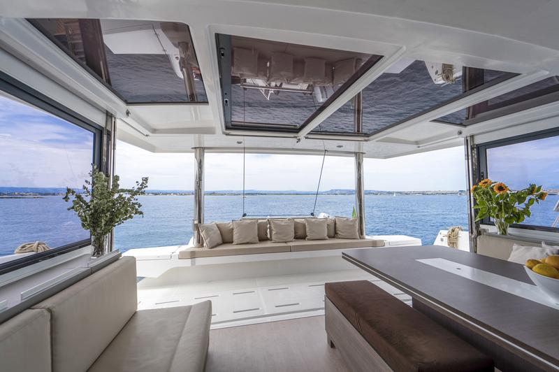 Book yachts online - catamaran - Bali 5.4. - Elena - rent