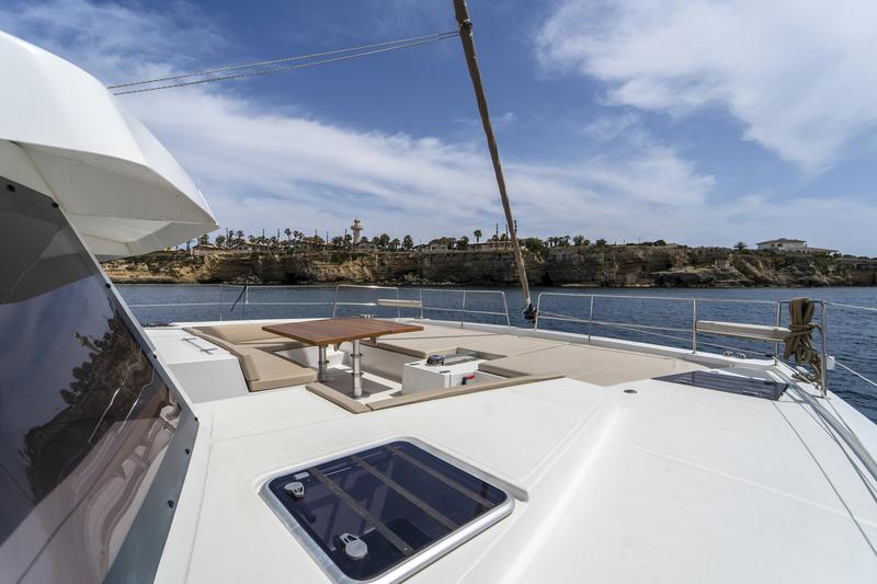 Book yachts online - catamaran - Bali 5.4. - Elena - rent