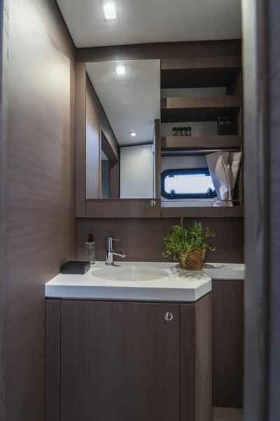Book yachts online - catamaran - Bali 5.4. - Sikelia - rent