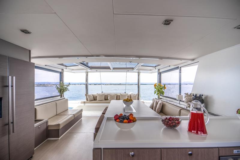 Book yachts online - catamaran - Bali 5.4. - Sikelia - rent