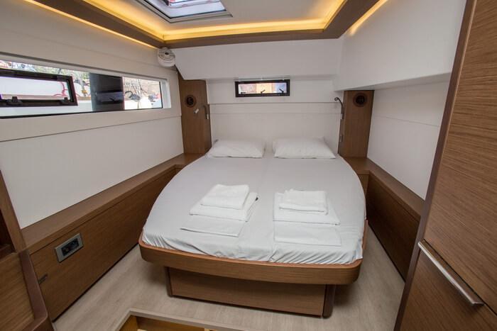 Book yachts online - catamaran - Lagoon 46 - SH3 - rent
