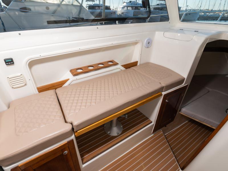 Book yachts online - motorboat - Nautika 690K - Diora - rent