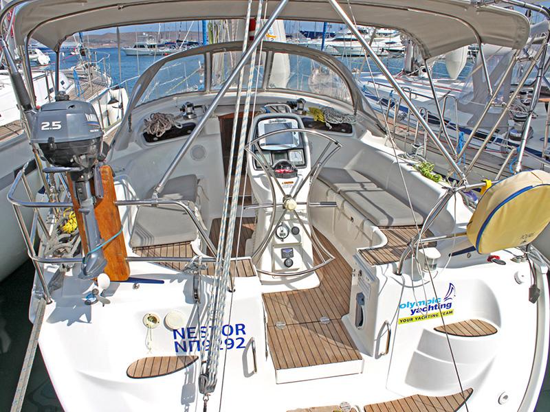 Book yachts online - sailboat - Bavaria 37 Cruiser - Nestor - rent