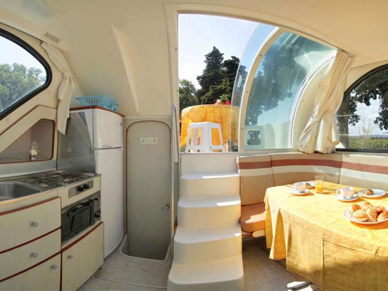 Book yachts online - motorboat - Confort 900 DP - MARIGNY FR - rent
