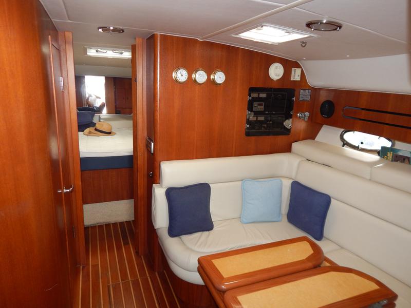 Book yachts online - motorboat - Tiara 3800 Open - S'Innamorada - rent