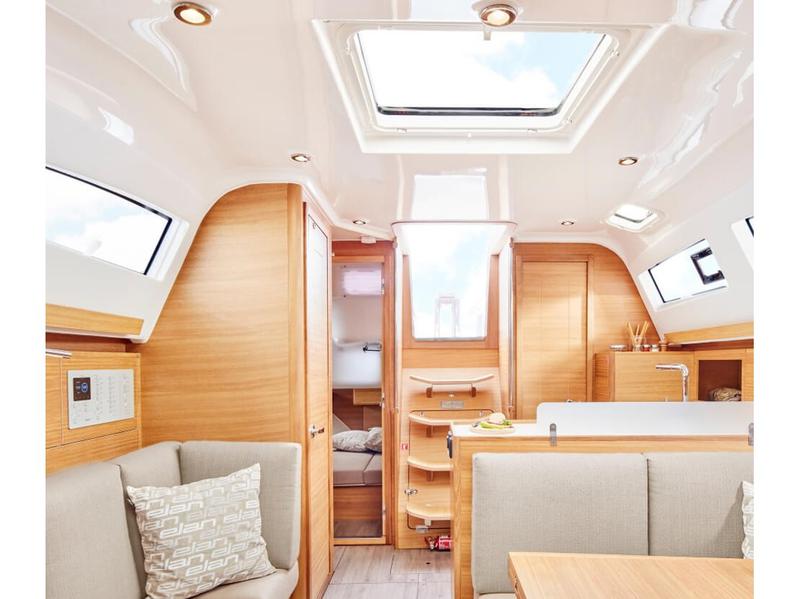 Book yachts online - sailboat - Elan Impression 40.1 - Valata - rent