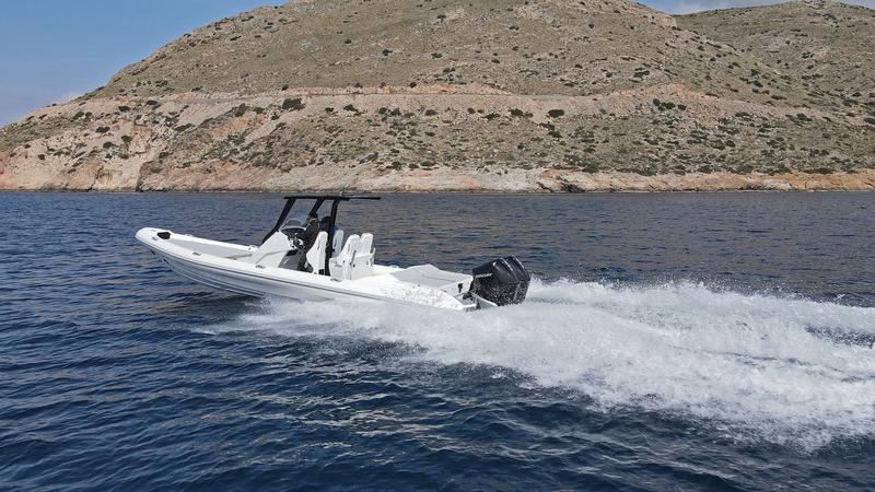 Book yachts online - motorboat - Seafarer 33 - EUA - rent