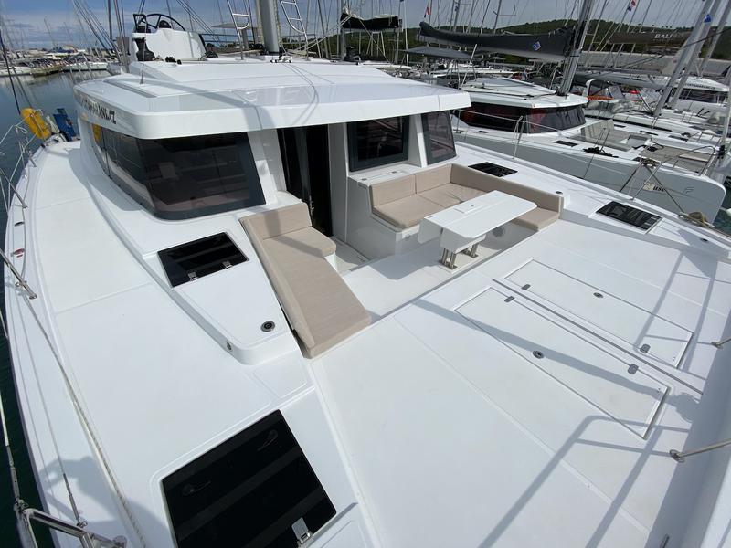 Book yachts online - catamaran - Bali 4.8 - Aldebaran - rent