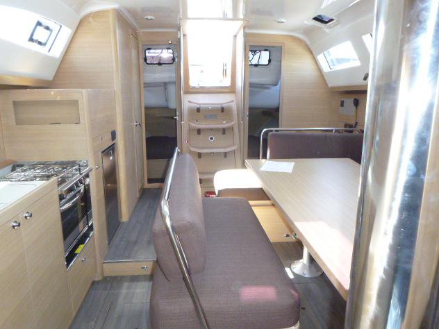 Book yachts online - sailboat - Elan Impression 45 - Sokol - rent