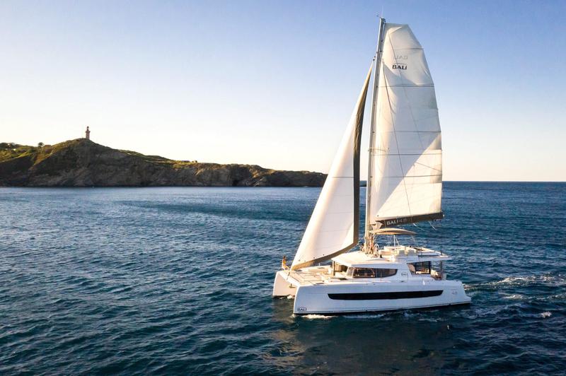Book yachts online - catamaran - Bali 4.8 - Holiday - rent