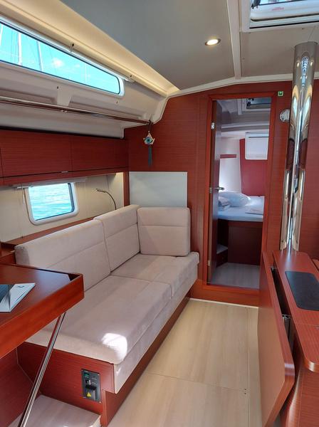 Book yachts online - sailboat - Hanse 418 - Polynoe - rent