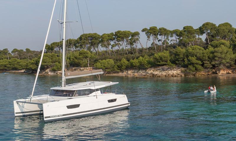 Book yachts online - catamaran - Lucia 40 - Infinite Blue - rent