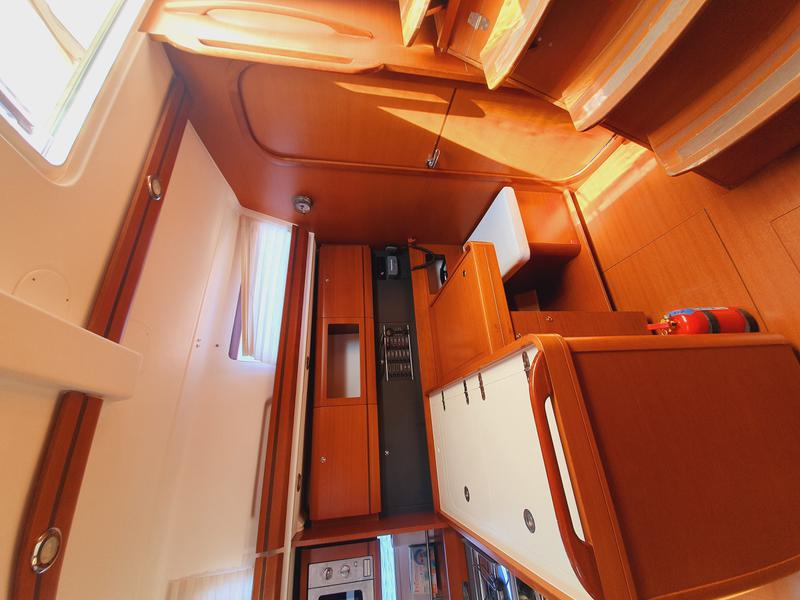 Book yachts online - sailboat - Dufour 405 - Namaste - rent