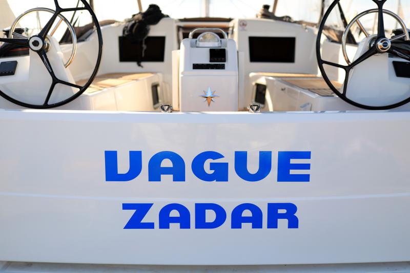 Book yachts online - sailboat - Sun Odyssey 410 - Vague - rent