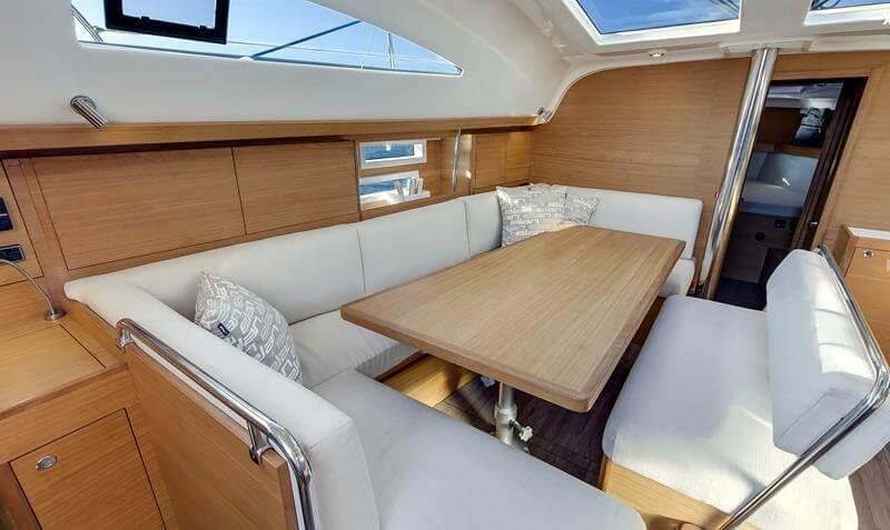 Book yachts online - sailboat - Elan 45.1 Impression 3 cabins 2 heads - Urshy - rent