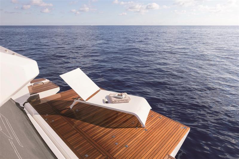 Book yachts online - motorboat - Azimut S7 - ESCAPE - rent