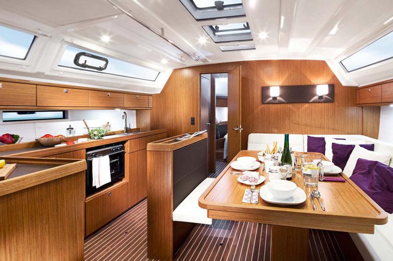 Book yachts online - sailboat - Bavaria Cruiser 46 - Margarita Bavaria 46 Cruiser - rent