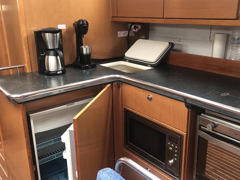 Book yachts online - sailboat - Bavaria Cruiser 45 - Elise -Bavaria 45 Cruiser - rent