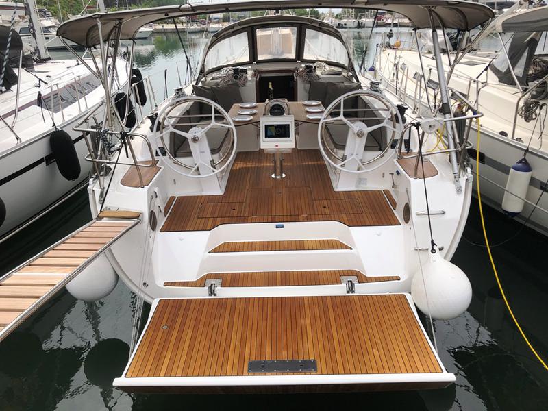 Book yachts online - sailboat - Bavaria Cruiser 46 - Michael Bavaria 46 Cruiser - rent