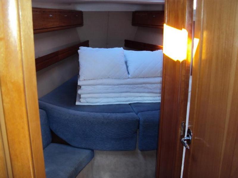 Book yachts online - sailboat - Bavaria 39 Cruiser - Marja - rent