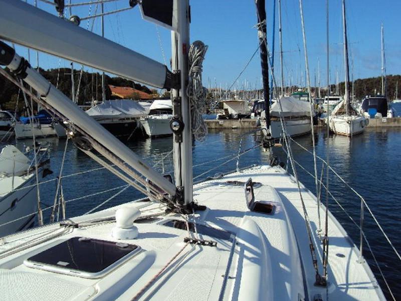 Book yachts online - sailboat - Bavaria 39 Cruiser - Marja - rent