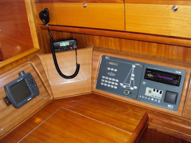 Book yachts online - sailboat - Bavaria 39 Cruiser - Marja - rent