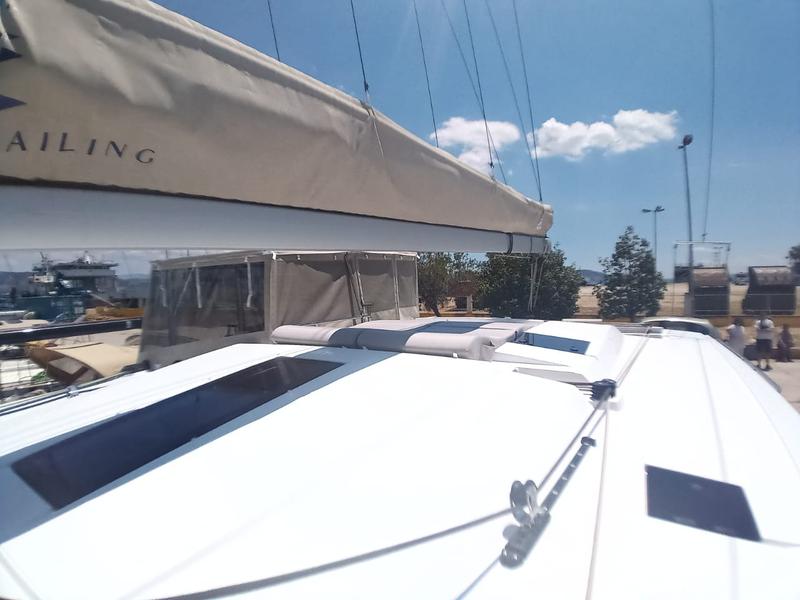 Book yachts online - catamaran - Astréa 42 - Nostos - rent