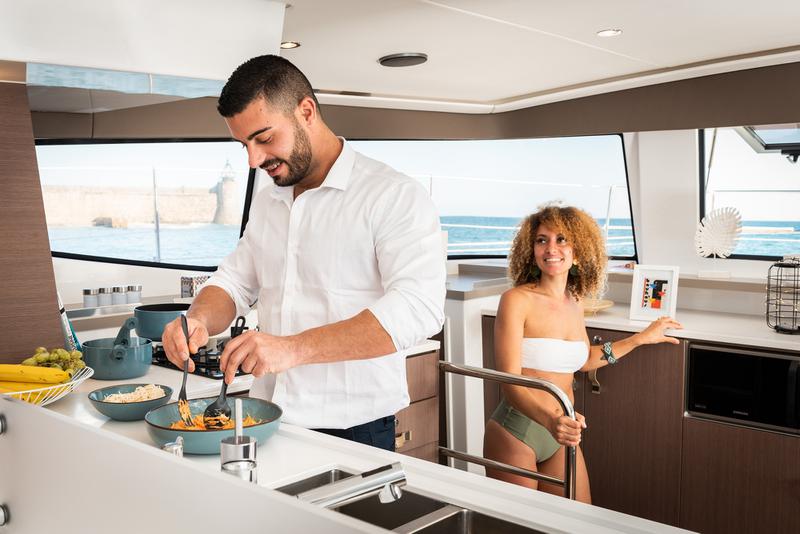 Book yachts online - catamaran - Bali 4.6 - JAKO I - rent