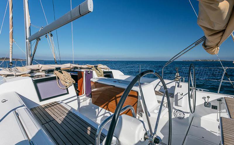 Book yachts online - sailboat - Dufour 412 GL - Domi - rent
