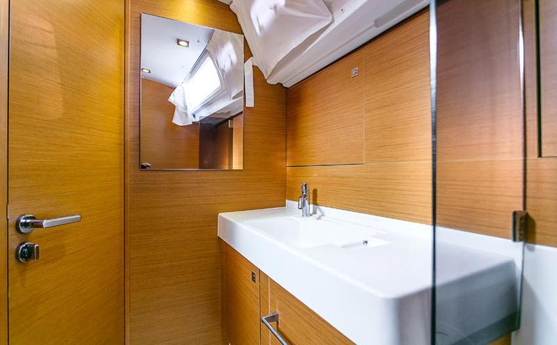 Book yachts online - sailboat - Sun Odyssey 509 - Caterina - rent