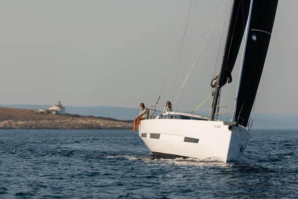 Book yachts online - sailboat - Elan GT 6 Porsche Design 50 feet with AC and Generator - Revolution - rent