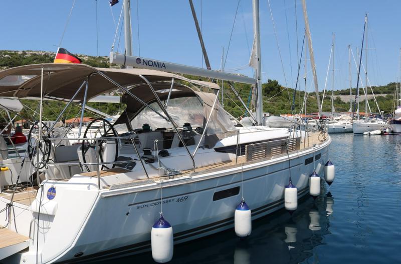 Book yachts online - sailboat - Sun Odyssey 469 - Nomia - rent