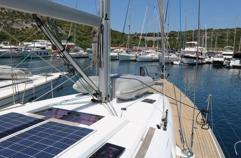Book yachts online - sailboat - Sun Odyssey 469 - Nomia - rent