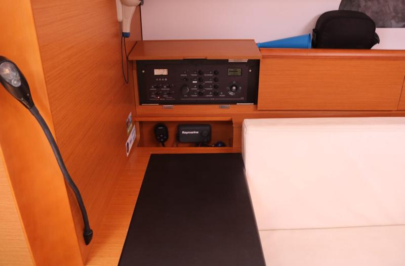 Book yachts online - sailboat - Sun Odyssey 469 - Nomia - rent