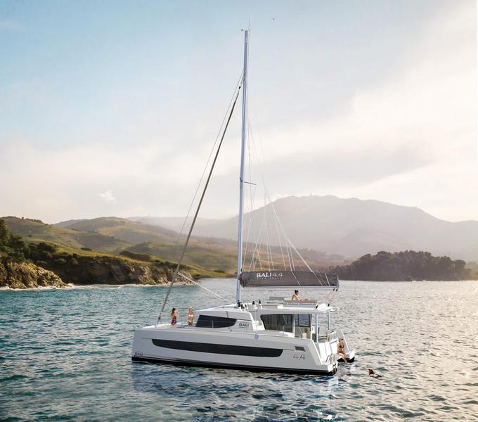 Book yachts online - catamaran - Bali 4.4 - Emmelia - rent